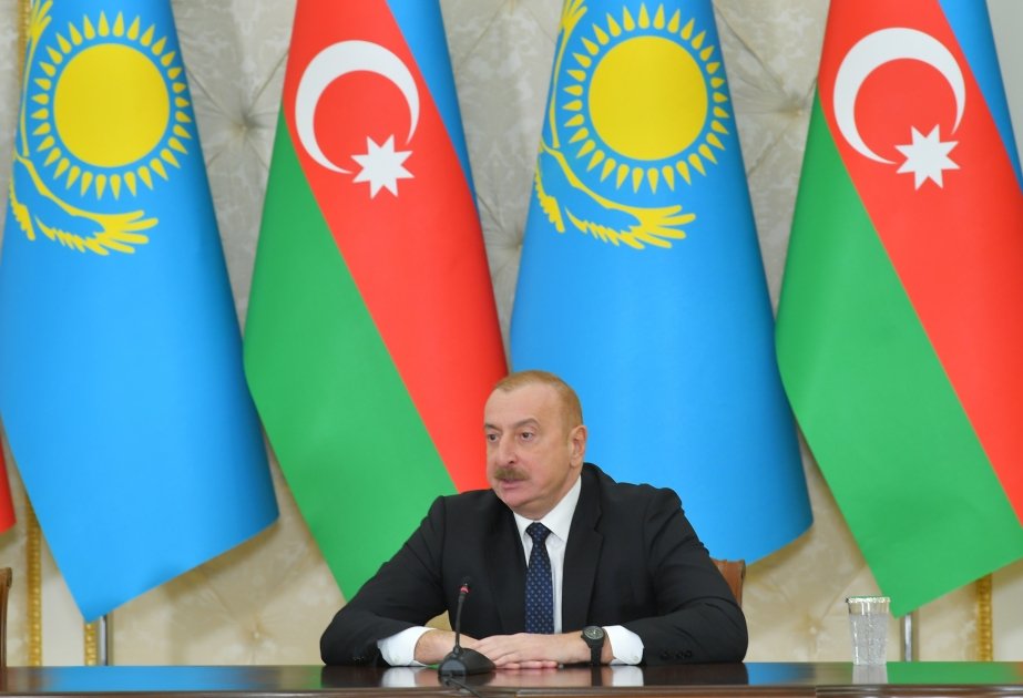 Президент Ильхам Алиев: Транскаспийский транспортный маршрут сегодня полностью раскрывает свой потенциал