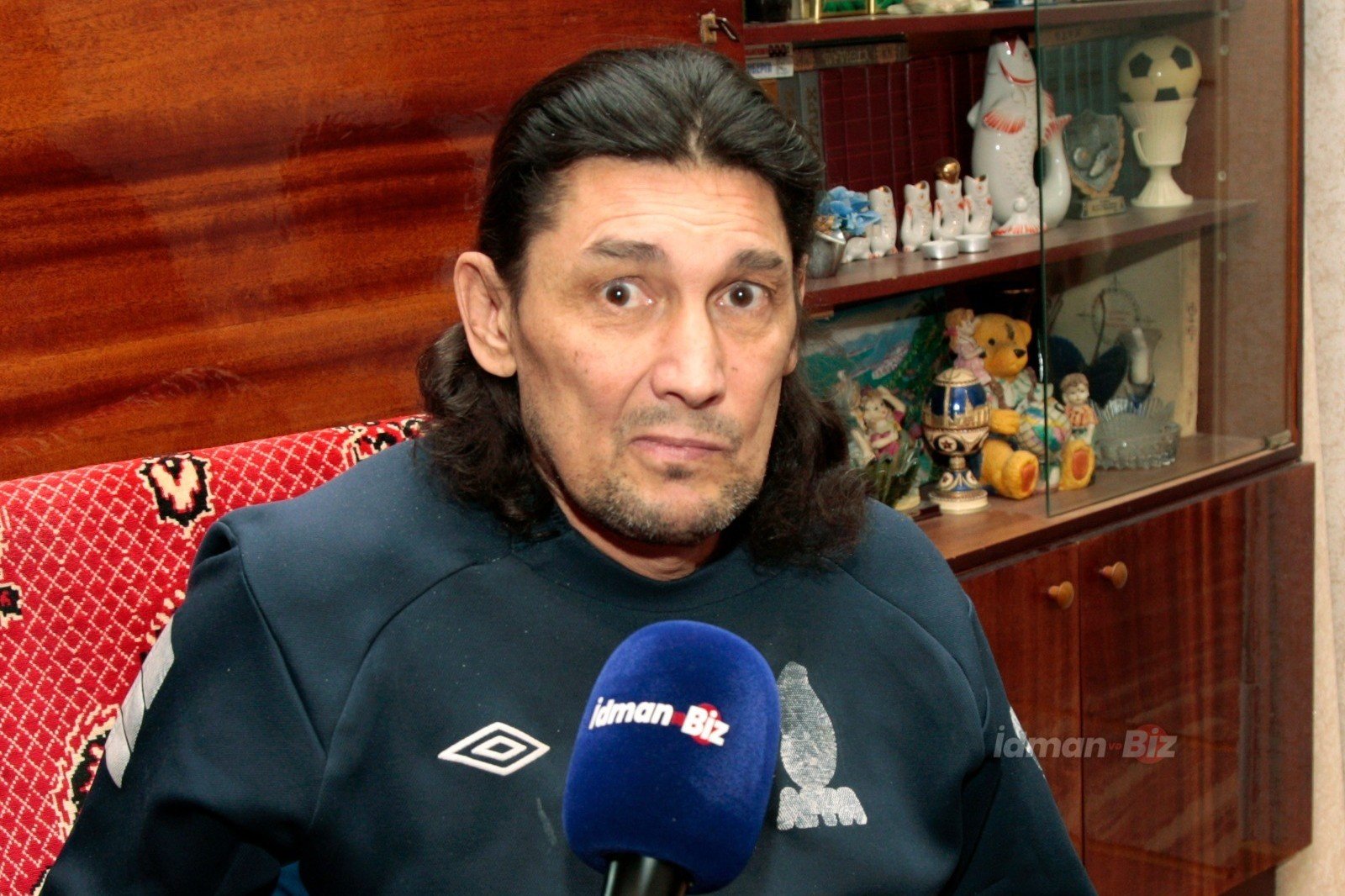 Former Azerbaijani national football player continues his treatment at home (PHOTO/VIDEO)