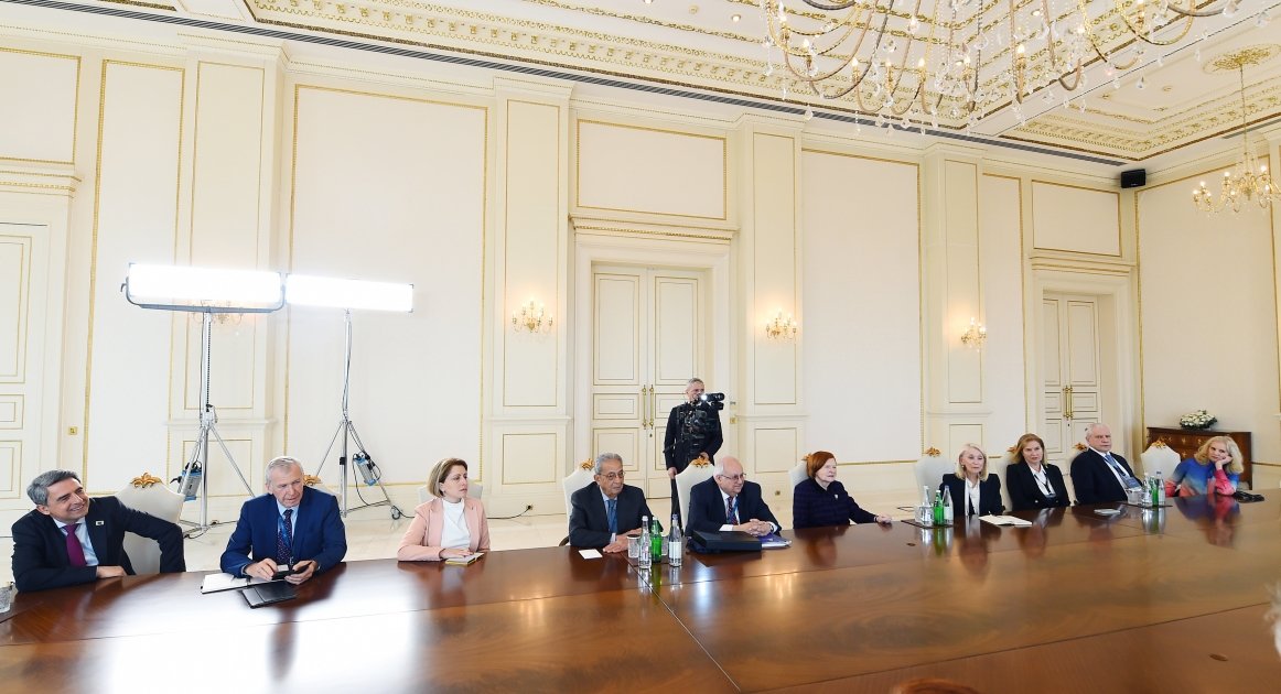 President Ilham Aliyev receives co-chairs and members of Board of Trustees of Nizami Ganjavi International Center (PHOTO/VIDEO)