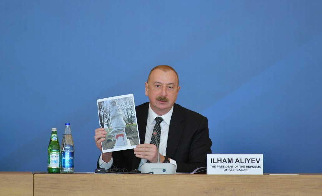 President Ilham Aliyev attends XI Global Baku Forum (PHOTO/VIDEO)