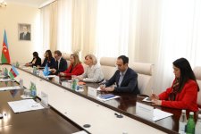 Azerbaijani Health Minister meets WHO staff tied to COP29 negotiating group (PHOTO)