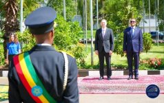 Посол Азербайджана вручил верительные грамоты президенту Эфиопии (ФОТО)