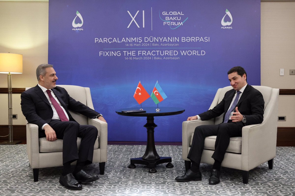 Azerbaijani president's assistant meets with Turkish foreign minister