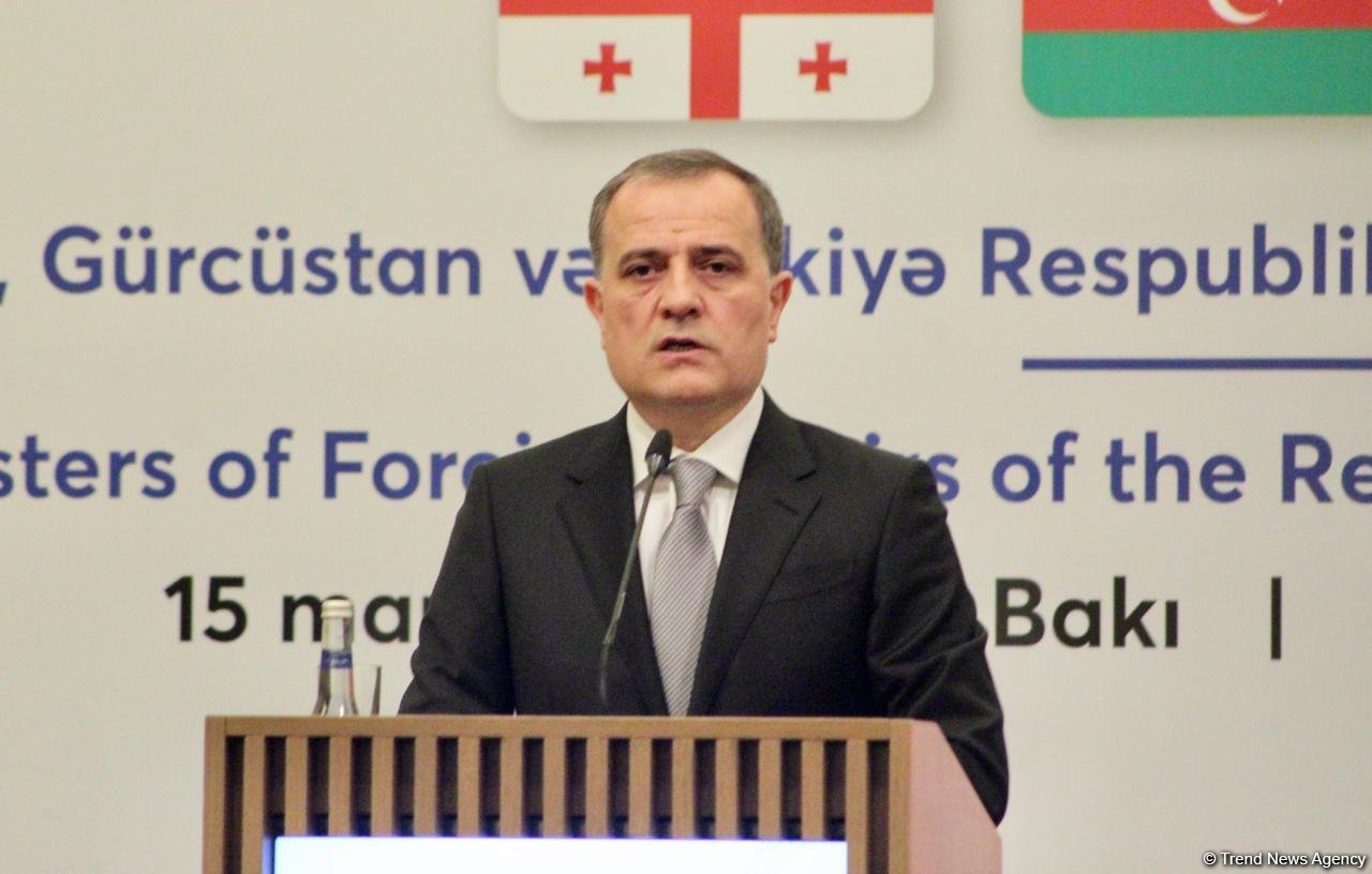 Azerbaijani, Turkish, Georgian FMs hold joint press conference (PHOTO/VIDEO)
