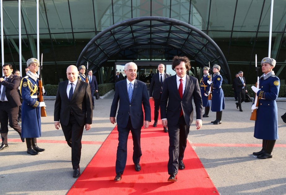 Завершился официальный визит премьер-министра Грузии в Азербайджан (ФОТО)