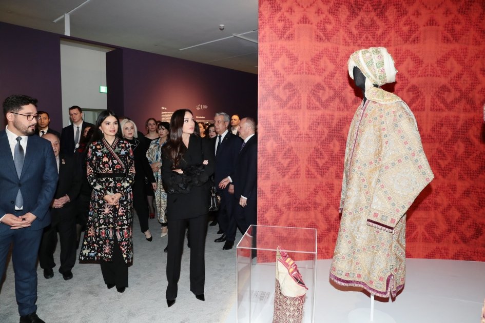 First VP Mehriban Aliyeva and Assistant to President of Uzbekistan Saida Mirziyoyeva attend opening ceremony of “Heritage in Stitches: A Journey Through Embroidery and Sewing Traditions of Uzbekistan” exhibition at Heydar Aliyev Center (PHOTO/VIDEO)