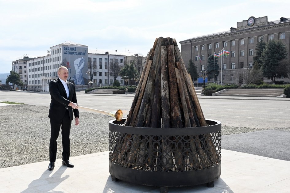 President Ilham Aliyev lit Novruz bonfire in Khankendi, congratulated Azerbaijani people on occasion of holiday (PHOTO/VIDEO)