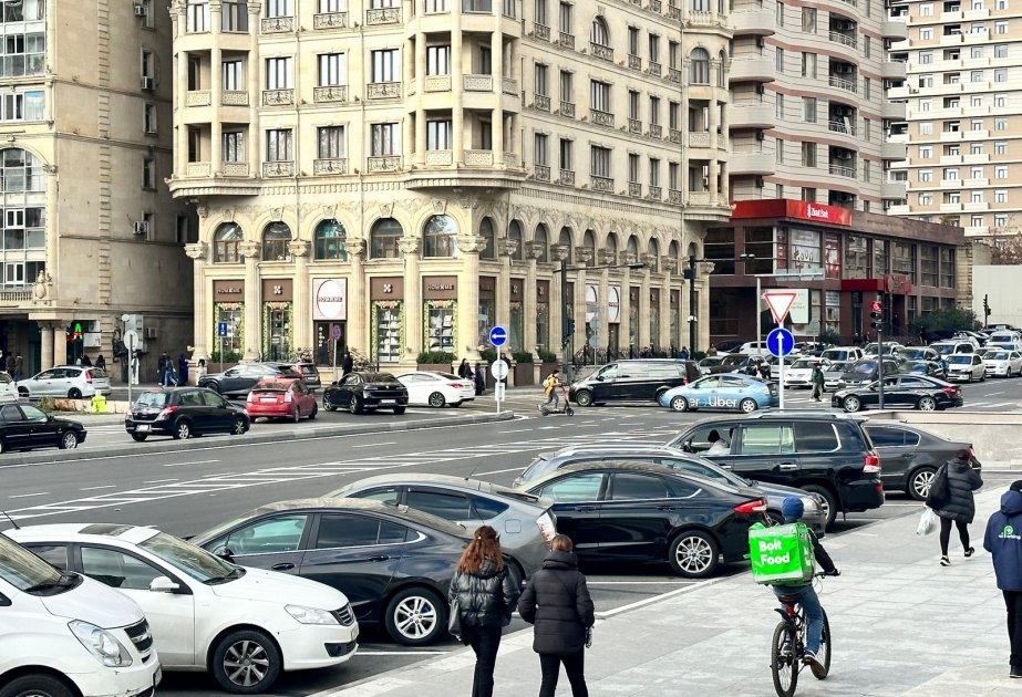 Поступления от парковочной деятельности в Баку не покрывают расходы в полном объеме - Агентство наземного транспорта