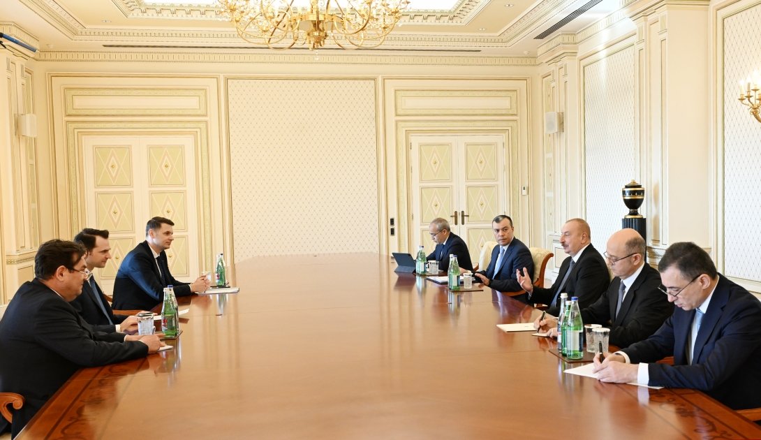 Президент Азербайджана Ильхам Алиев принял министра энергетики Румынии (ФОТО)