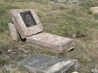 Новое свидетельство армянского вандализма: кадры из разрушенного кладбища в Ходжалы (ФОТО)