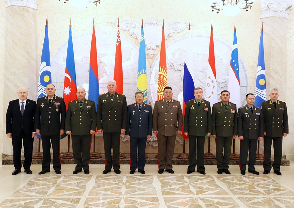 Azerbaijani official attends CIS Armed Forces' Staff Chiefs Committee meeting (PHOTO)