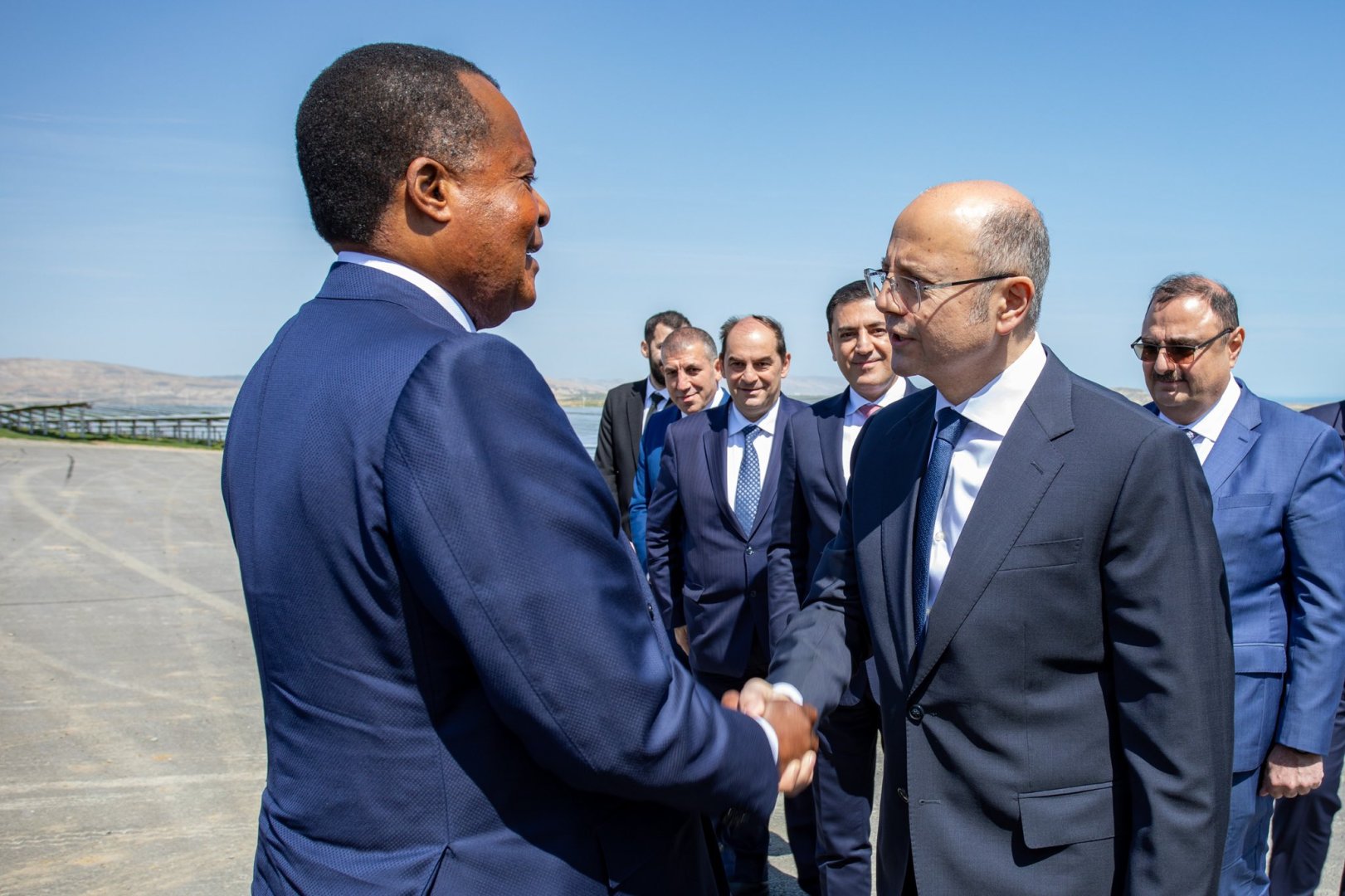 Президент Конго побывал на Гарадагской солнечной электростанции ​​(ФОТО)
