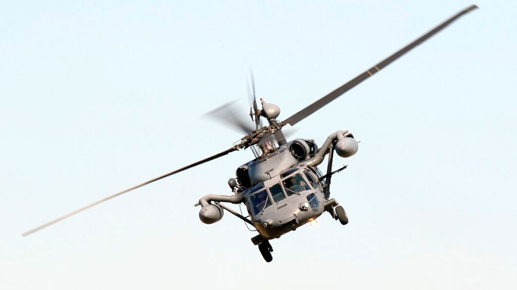 Hindistanda hərbi helikopter sərt eniş edib: xəsarət alanlar var