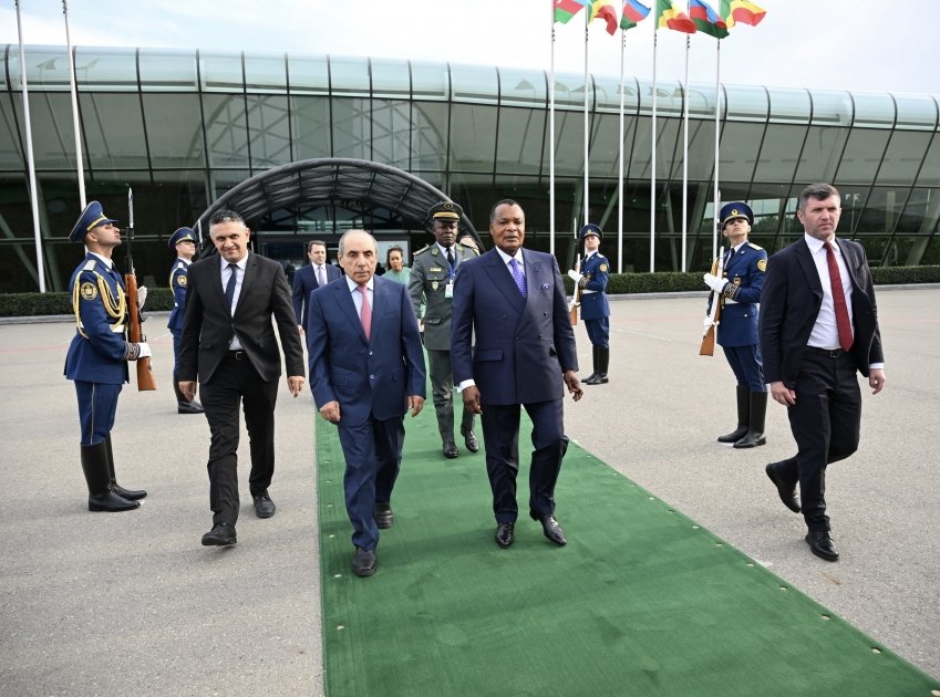 Завершился официальный визит Президента Республики Конго в Азербайджан (ФОТО)