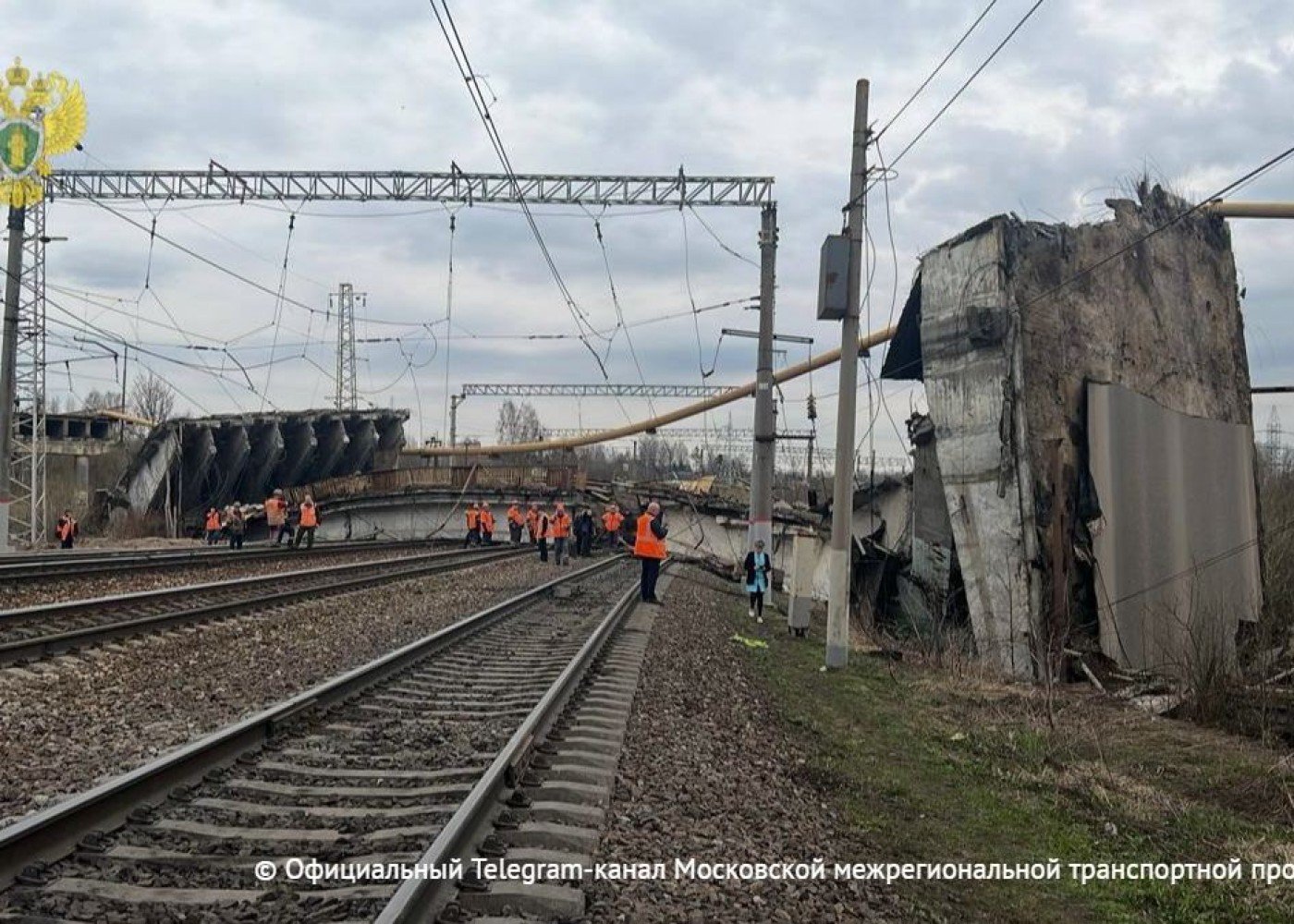 В России обрушился мост, погибла женщина