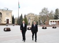 Президент Ильхам Алиев совершил поездку в город Гянджа (ФОТО)