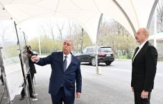 Президент Ильхам Алиев принял участие в открытии автомобильной дороги Беюк Пирали-Кичик Пирали-Хырхатала-Джигателли-Хамзали (ФОТО)