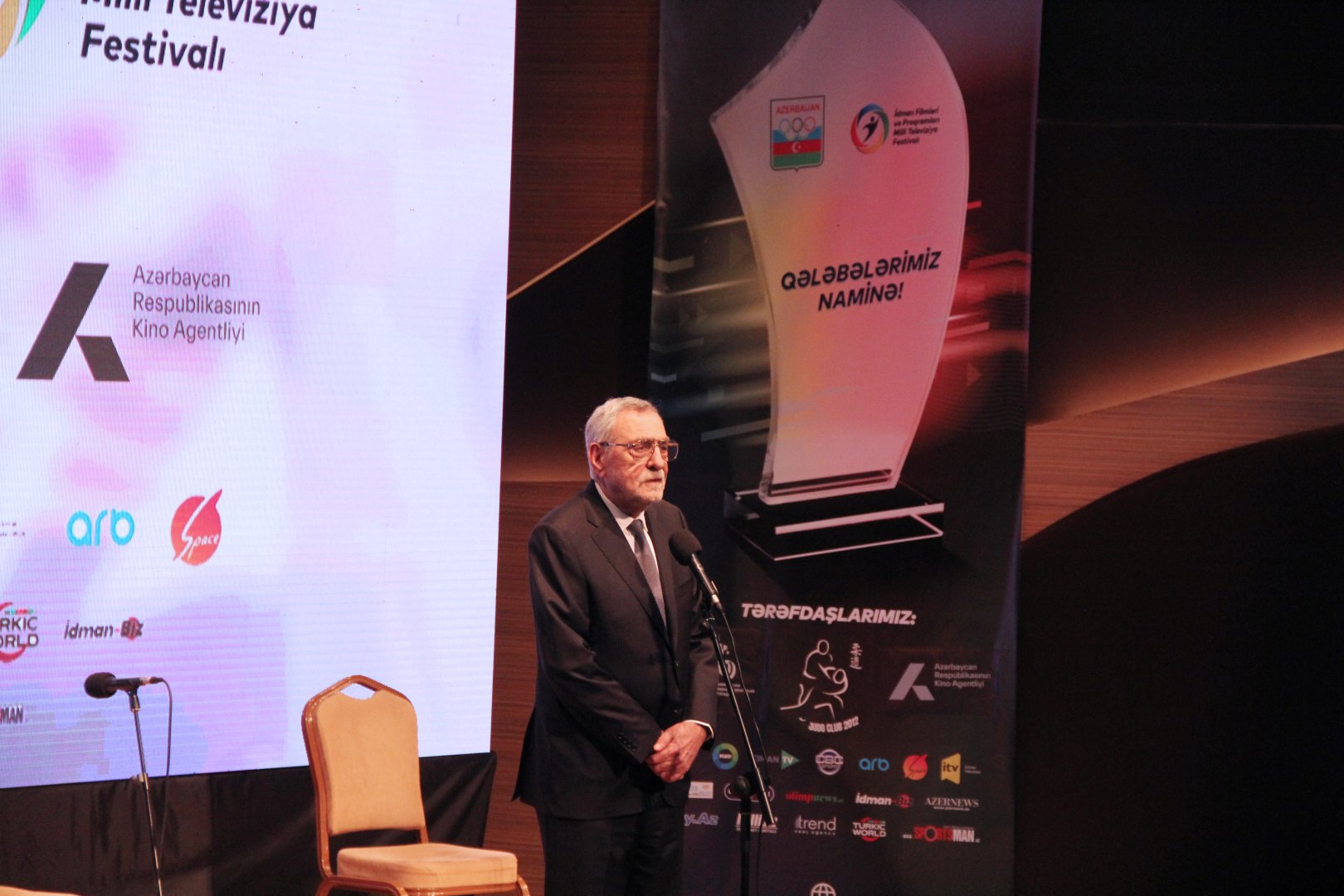 В Баку состоялась церемония награждения II Национального телефестиваля спортивных фильмов и программ (ФОТО)