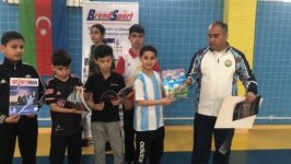 В Баку прошел турнир по настольному теннису среди школьников (ФОТО)