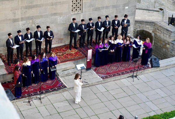В комплексе Дворца Ширваншахов состоялся концерт хора имени Джахангира Джахангирова (ФОТО)
