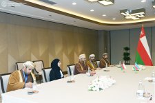 Azerbaijan, Oman hold talks on enhancing bilateral relations (PHOTO)