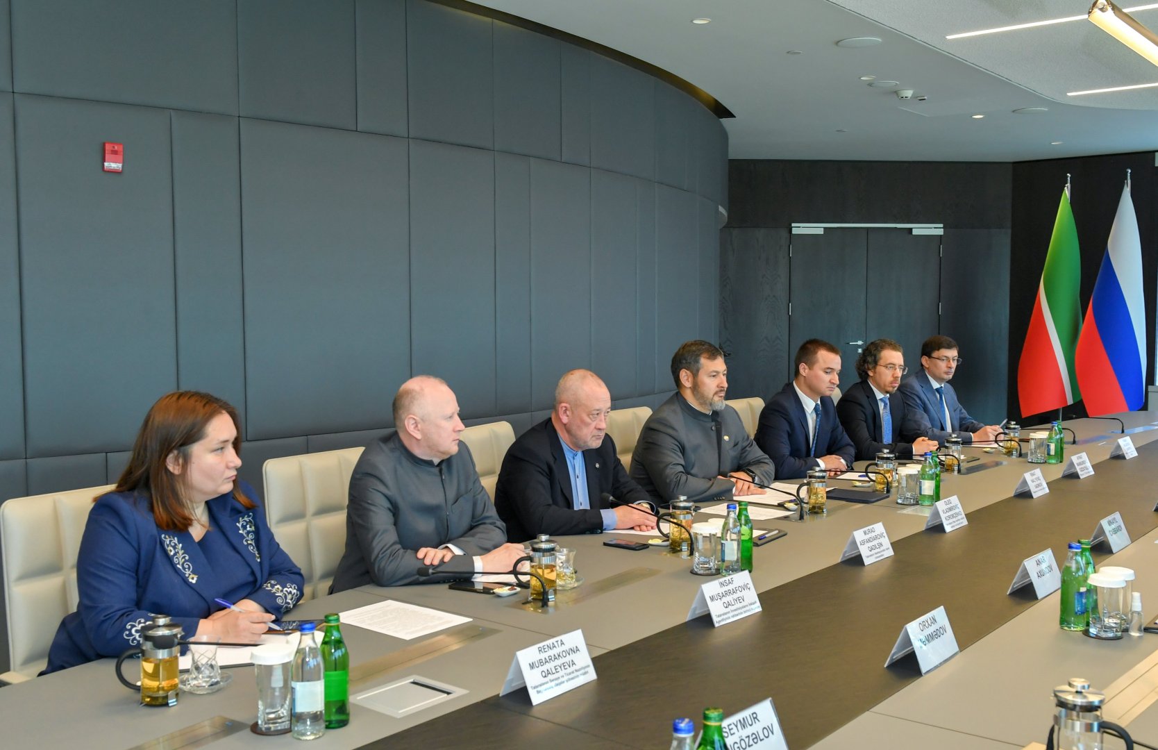Azerbaijan and Russia's Tatarstan view investment promotion prospects (PHOTO)