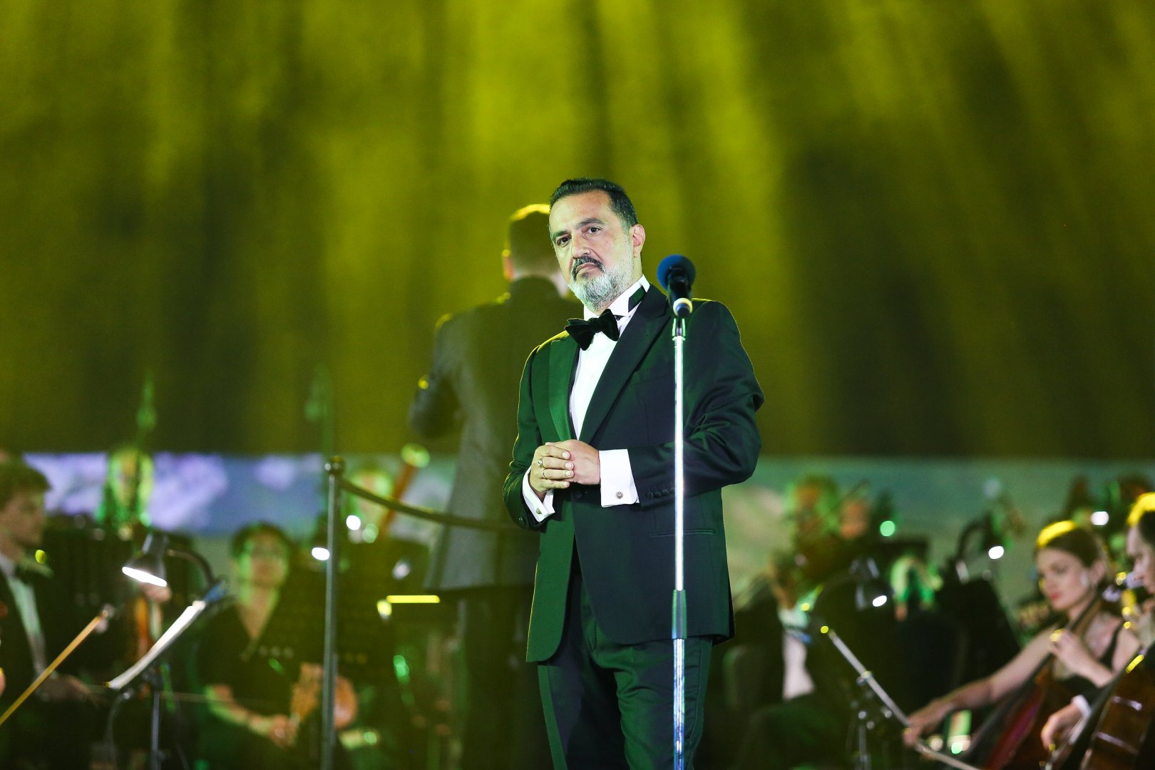 Эльчин Азизов рассказал о первом сольном концерте в Баку: Весело и с душою… Приходите, проведем время вместе! (ФОТО)