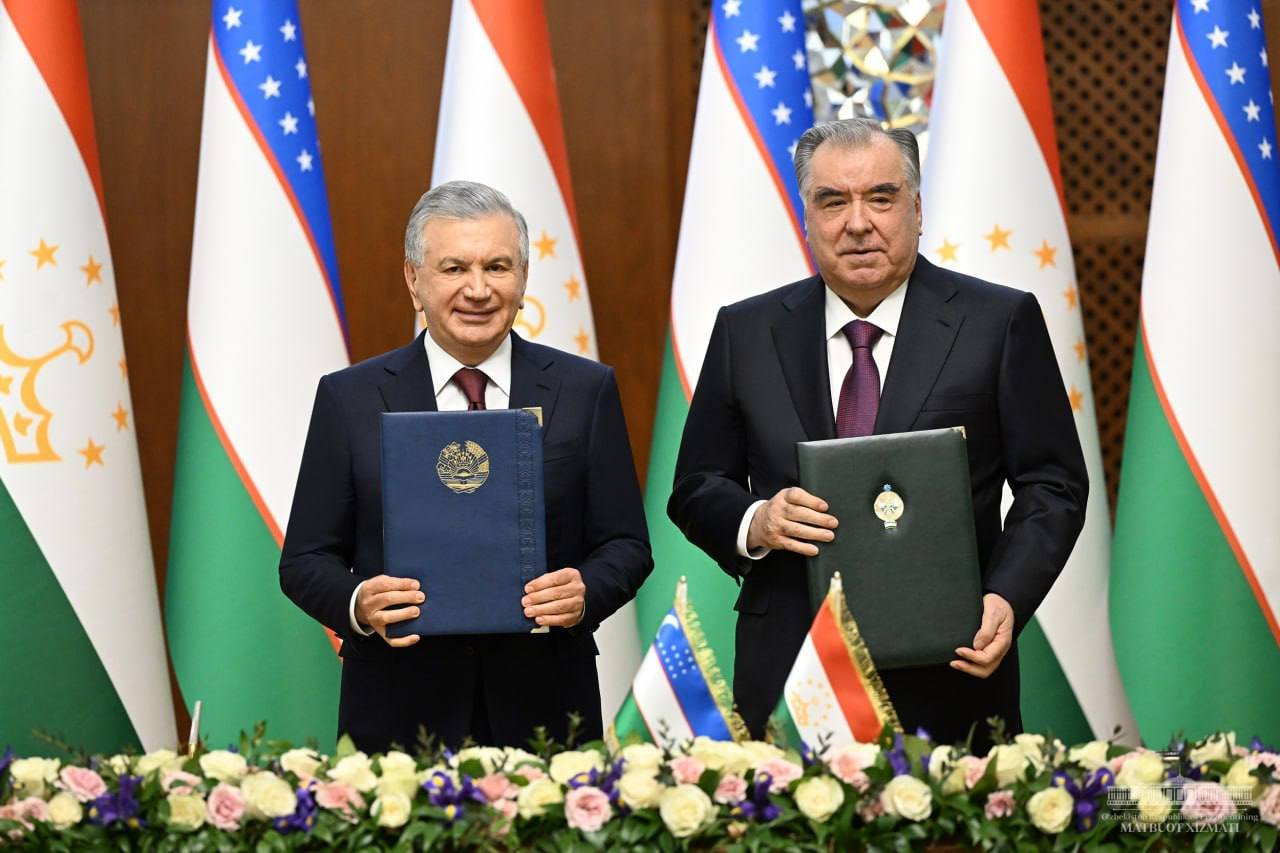 Uzbekistan, Tajikistan sign treaty on allied relations