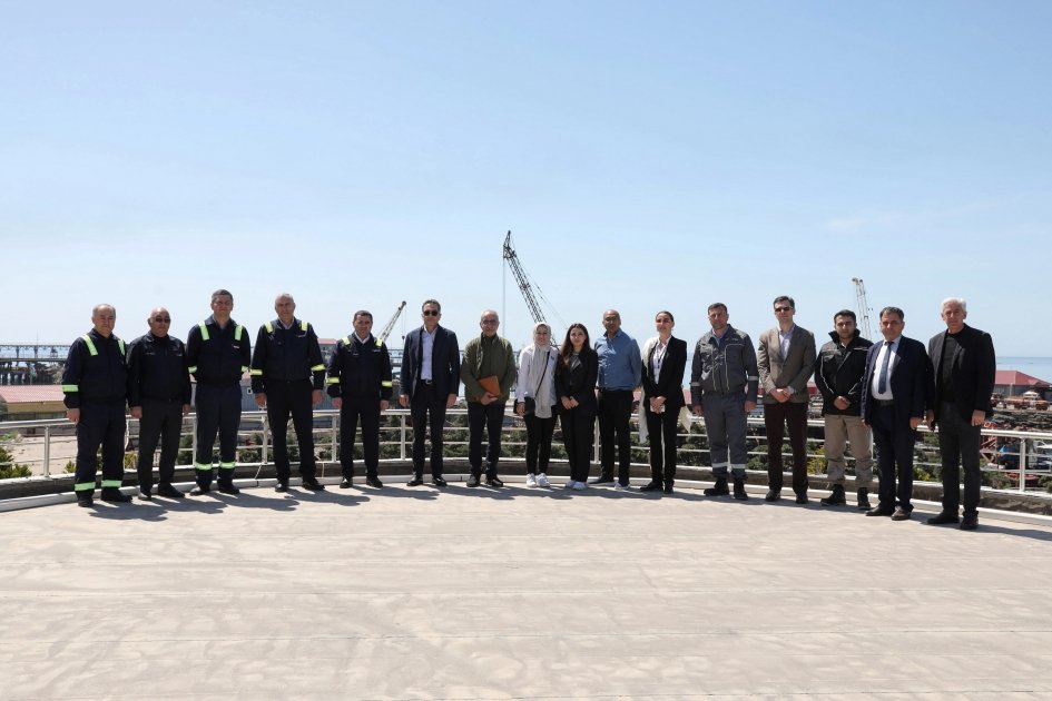 SOCAR and bp host field visits under global methane emission reduction initiative (PHOTO)