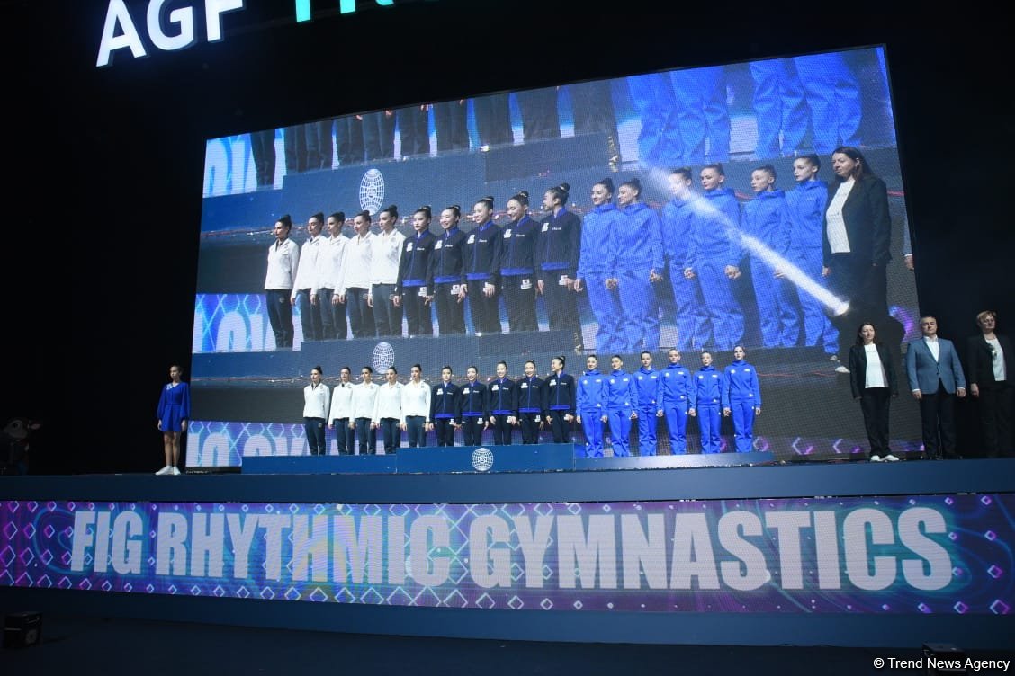 Bədii gimnastika üzrə Dünya Kubokunun qalibləri mükafatlandırılıb (FOTO)