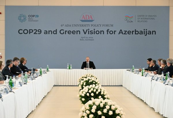 Prezident İlham Əliyev ADA Universitetində “COP29 və Azərbaycan üçün Yaşıl Baxış” mövzusunda keçirilən beynəlxalq forumda iştirak edib (FOTO/VİDEO) (YENİLƏNİB)