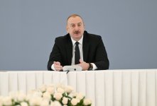 Президент Ильхам Алиев принял участие в международном форуме на тему «СОР29 и Зеленое видение для Азербайджана» (ФОТО/ВИДЕО)