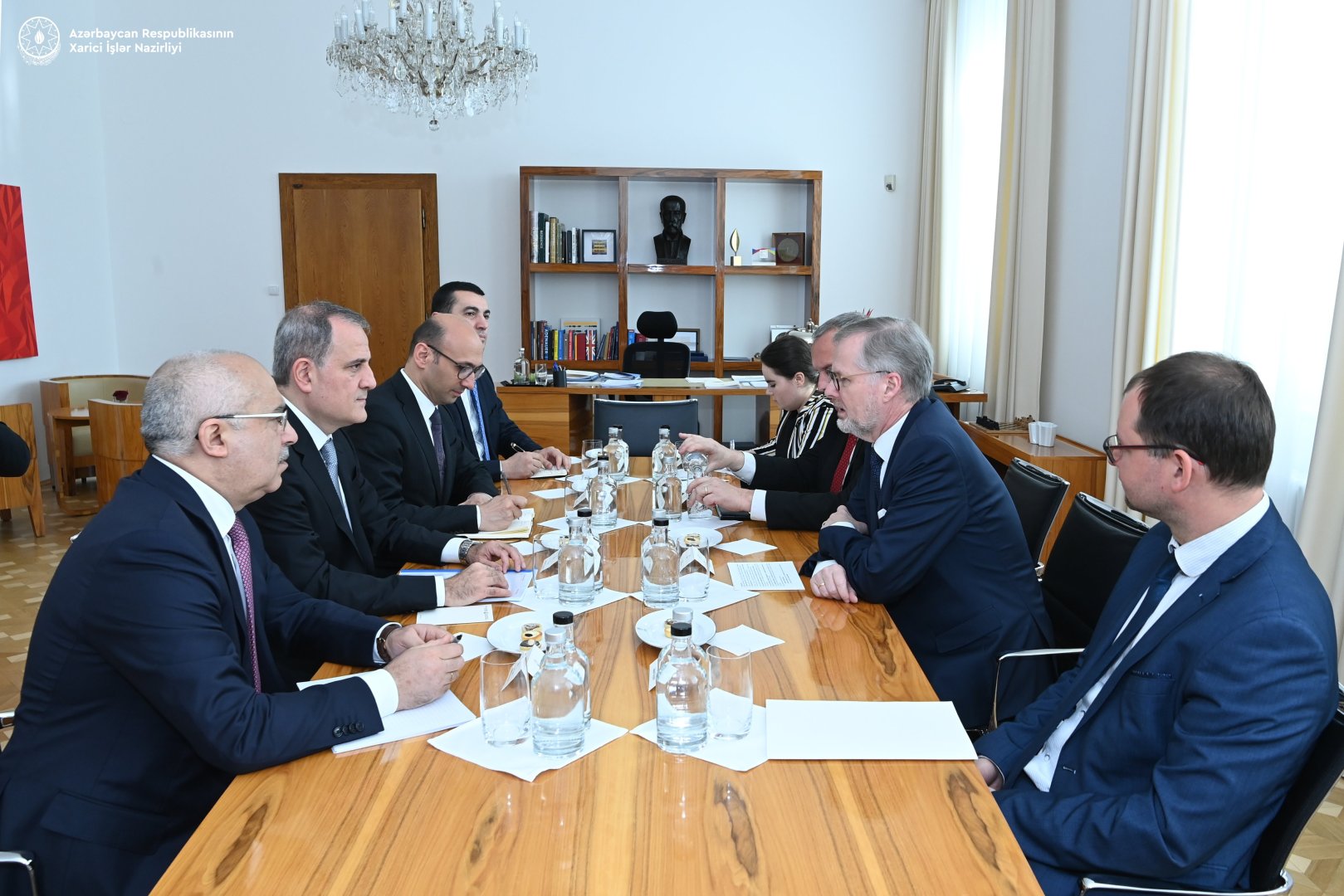 Azerbaijani FM reviews COP29 to-dos with Czech PM (PHOTO)