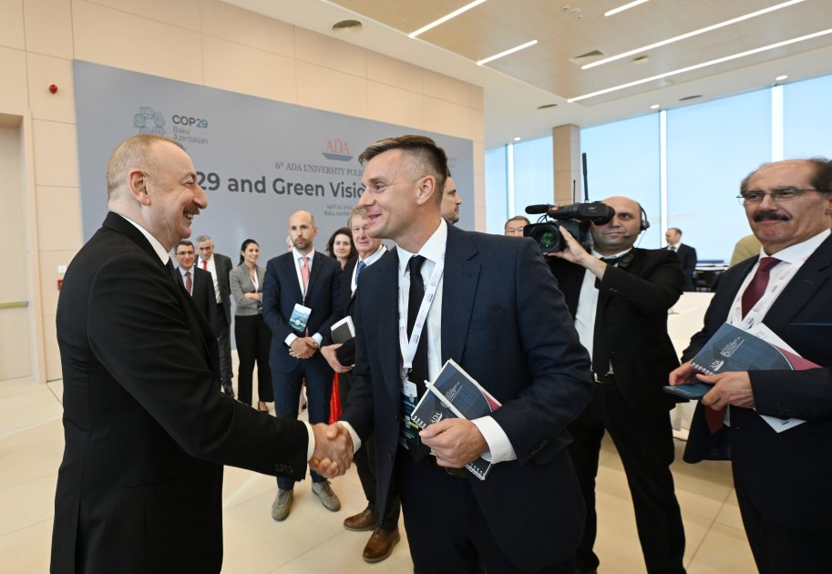 Prezident İlham Əliyev ADA Universitetində “COP29 və Azərbaycan üçün Yaşıl Baxış” mövzusunda keçirilən beynəlxalq forumda iştirak edib (FOTO/VİDEO) (YENİLƏNİB)