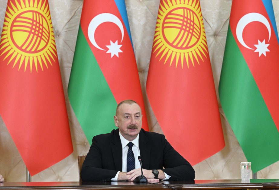 Президент Ильхам Алиев: Визит Президента Кыргызстана в Азербайджан будет способствовать укреплению дружественных и братских отношений между двумя странами