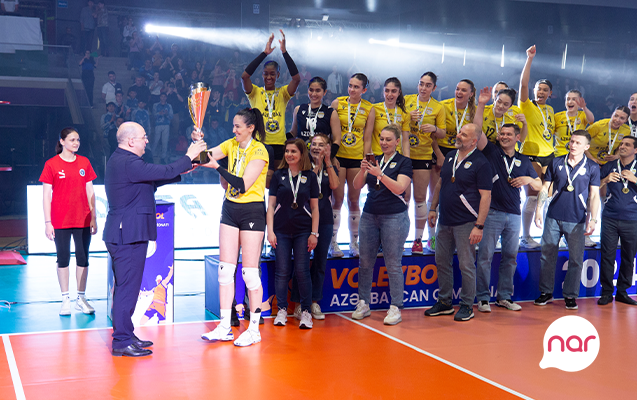 Nar congratulates national volleyball champions (PHOTO)