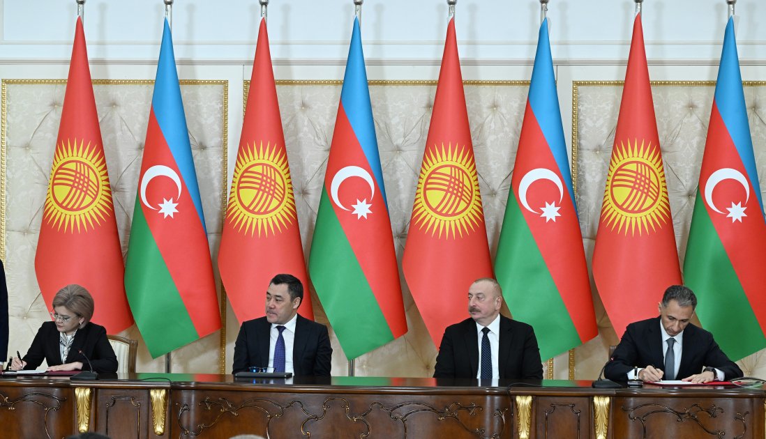 Azerbaijan, Kyrgyzstan sign documents (PHOTO/VIDEO)