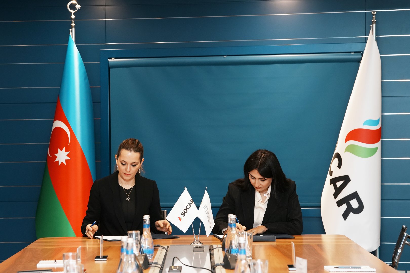 SOCAR ilə Dövlət Vergi Xidməti arasında memorandum imzalanıb (FOTO)