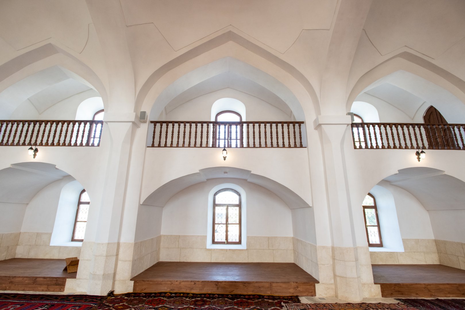 Президент Ильхам Алиев и Президент Садыр Жапаров приняли участие в открытии после реставрации Агдамской Джума-мечети (ФОТО/ВИДЕО)
