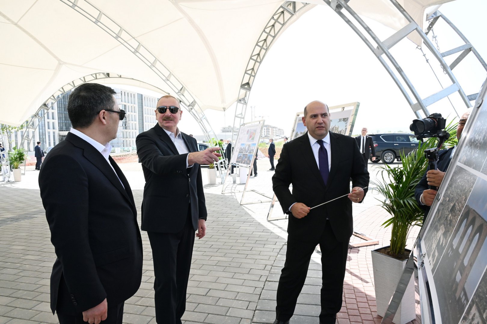 Президент Ильхам Алиев и Президент Садыр Жапаров посетили город Агдам (ФОТО)