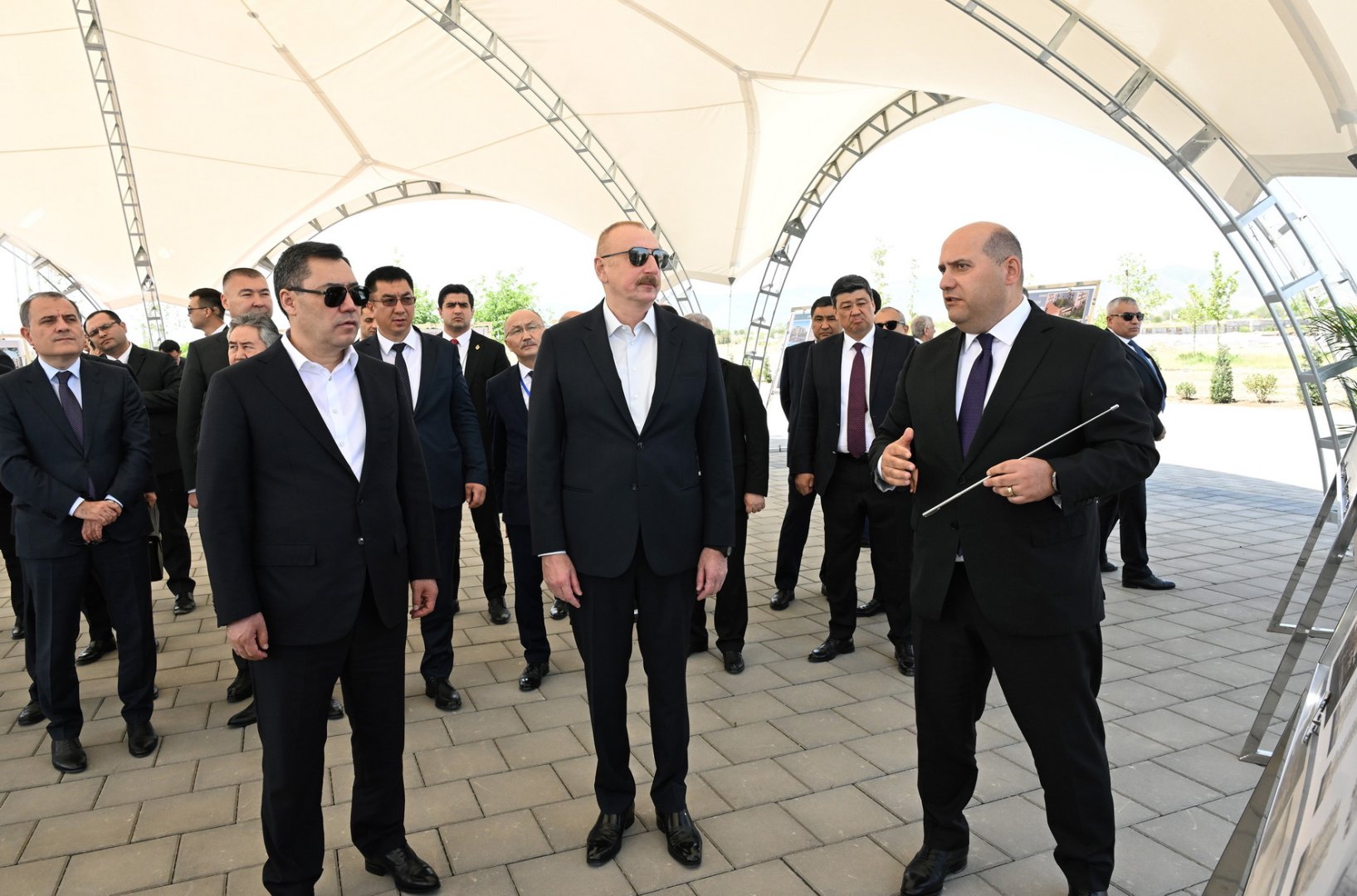 Президент Ильхам Алиев и Президент Садыр Жапаров посетили город Агдам (ФОТО)