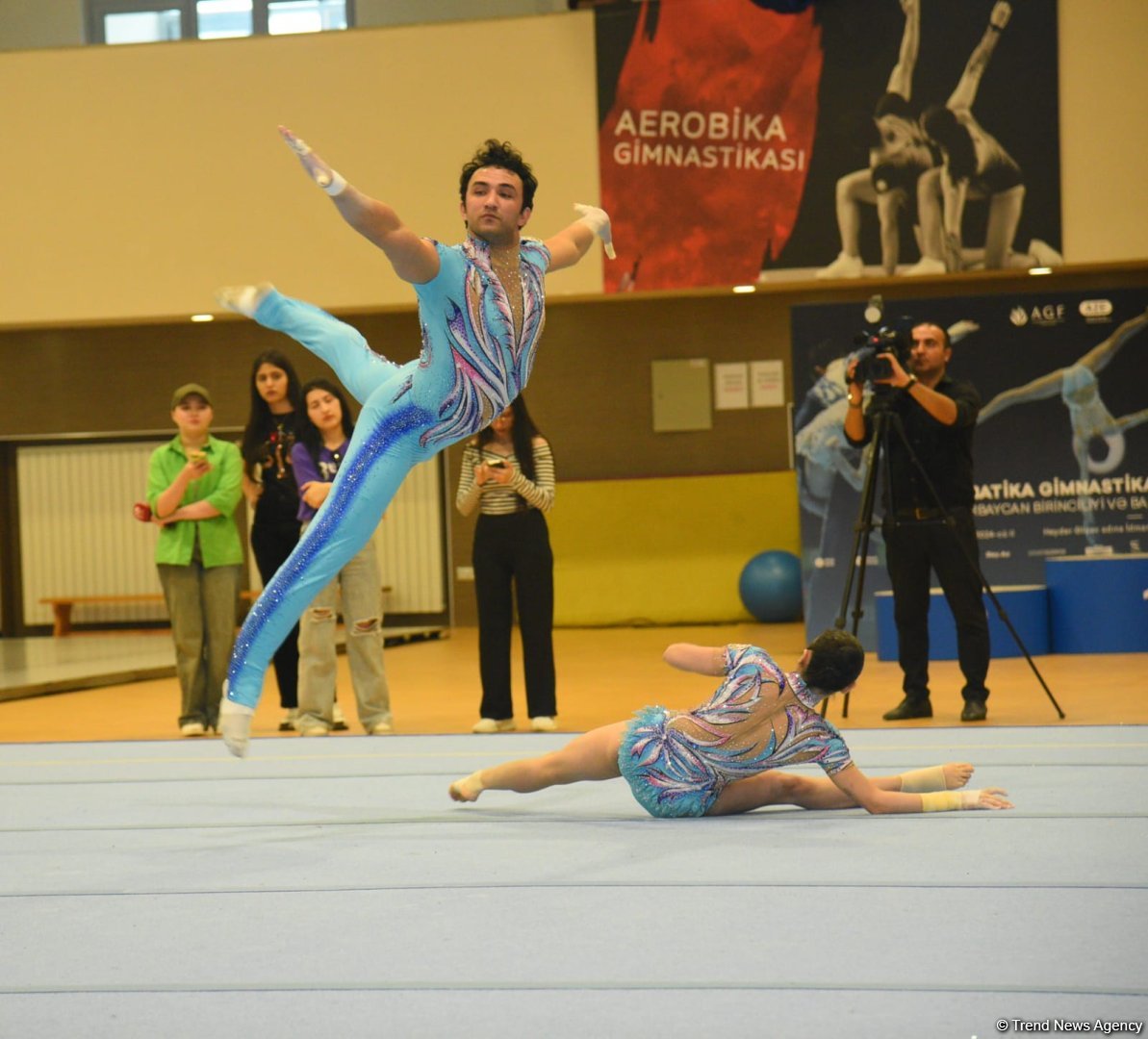 Стартовали соревнования 29-го первенства Азербайджана и чемпионата Баку по акробатической гимнастике (ФОТО)