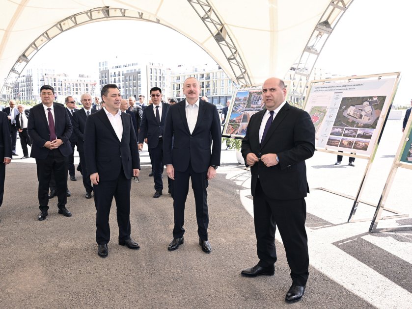 Президент Ильхам Алиев и Президент Садыр Жапаров осмотрели разрушенные места города Физули и ознакомились с генпланом города (ФОТО)