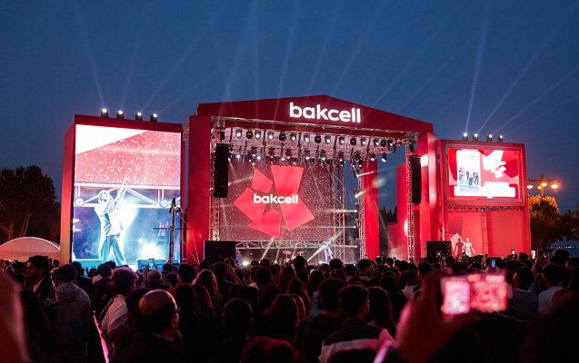 Bakcell event full of innovations took place on the Boulevard (PHOTO)