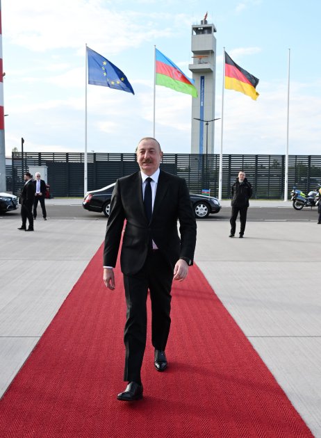 Завершился рабочий визит Президента Ильхама Алиева в Германию (ФОТО)