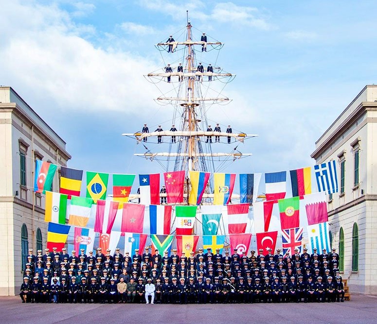 Azerbaijani navals joining seamanship contests in Italy (PHOTO)