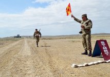 Azərbaycan Ordusunda hərbiləşdirilmiş kross birinciliyi keçirilib (FOTO/VİDEO)