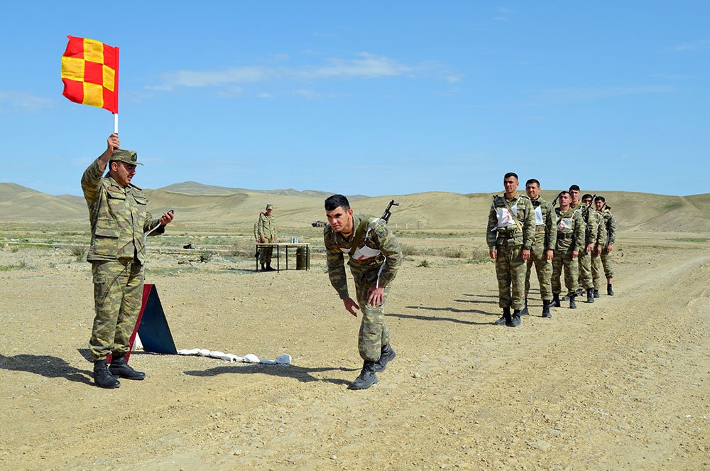 В азербайджанской армии состоялось первенство по военизированному кроссу (ФОТО/ВИДЕО)