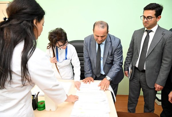 Representatives of Azerbaijan Ombudsperson's Office visit Main Clinical Hospital (PHOTO)