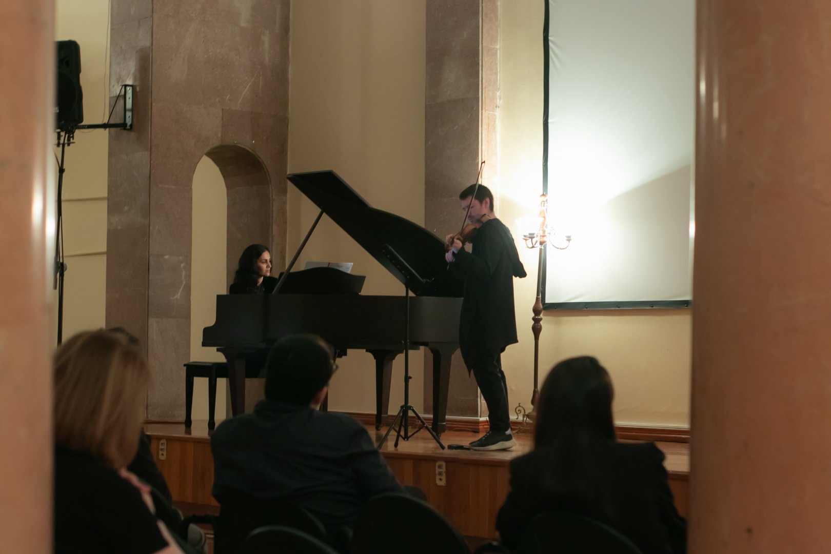 В Музейном центре состоялся концерт Хумай Гасымзаде и Глеба Хохлова (ФОТО)